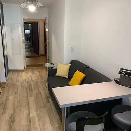 Apartment F1 Bastia *